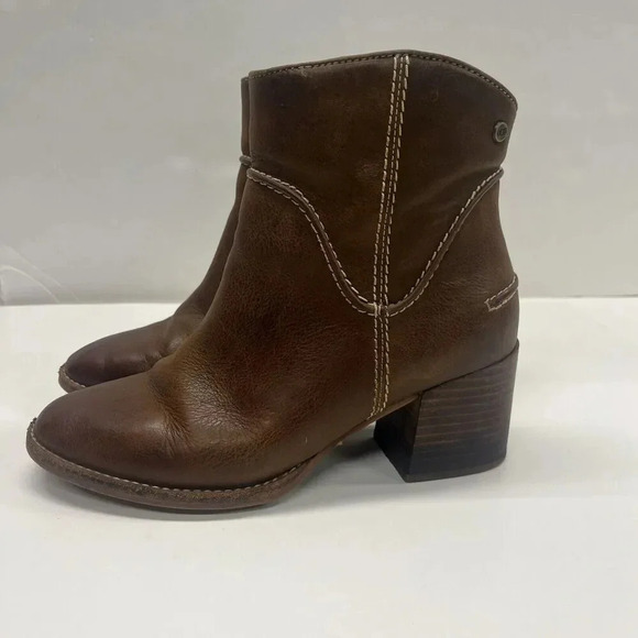 UGG Women’s Annie Leather Bootie Block Heel Boots Chestnut Size 7 City Western - Picture 3 of 13